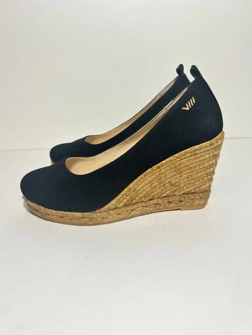 Viscata EUC Black Canvas Marquesa Espadrille 3.5